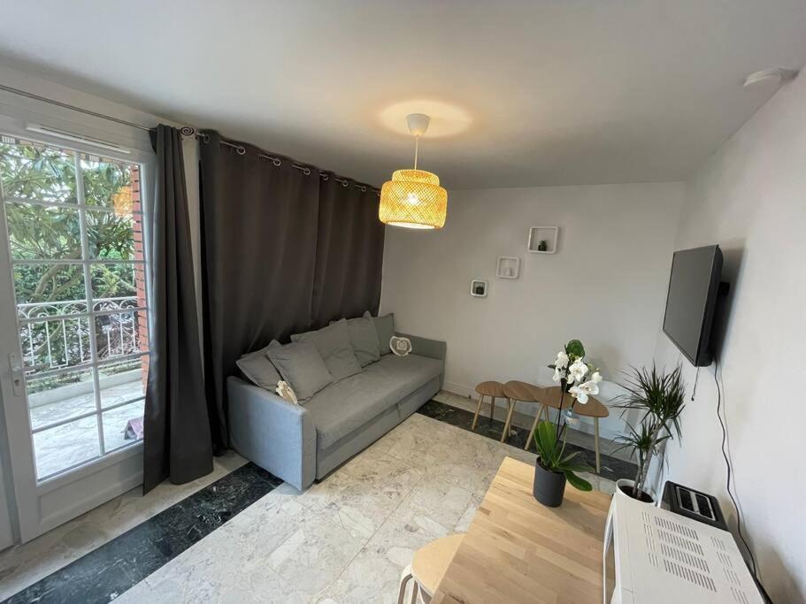 Joli T2, Terrasse Et Jardin, Ideal Pour Familles, A 15 Min De L'Aeroport Roissy Cdg Tremblay-en-France Eksteriør billede