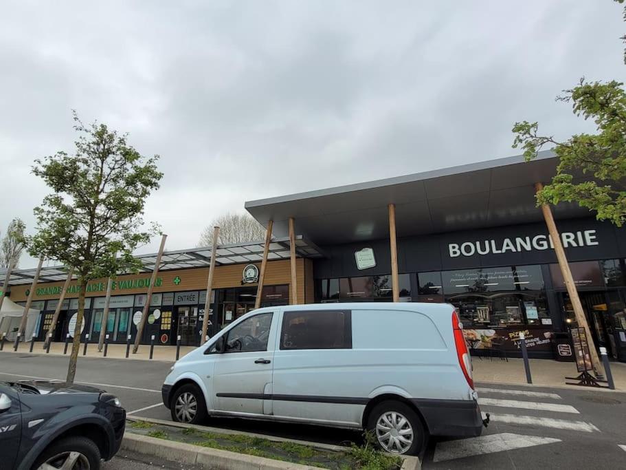 Joli T2, Terrasse Et Jardin, Ideal Pour Familles, A 15 Min De L'Aeroport Roissy Cdg Tremblay-en-France Eksteriør billede