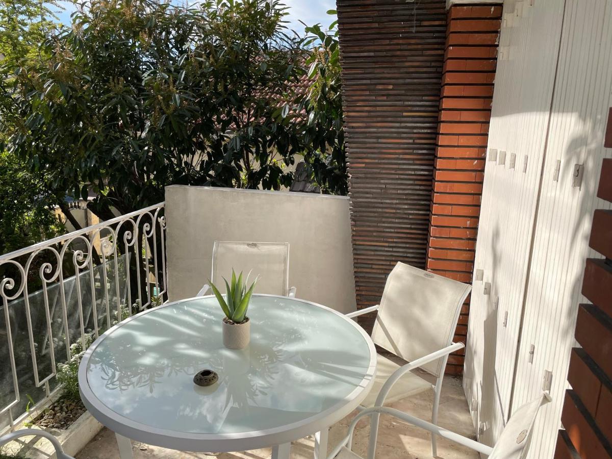 Joli T2, Terrasse Et Jardin, Ideal Pour Familles, A 15 Min De L'Aeroport Roissy Cdg Tremblay-en-France Eksteriør billede